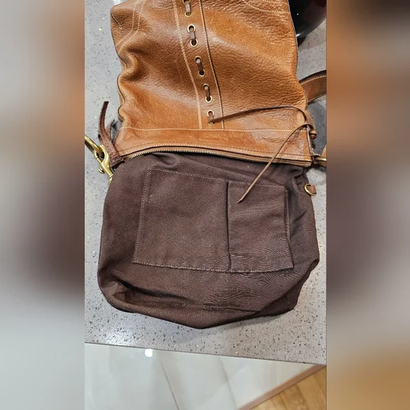 Coach Saddle Brown Vintage Chelsea 10399 Shoulder Bag w/Whipstitch Tassel Detail - Picture 11 of 17